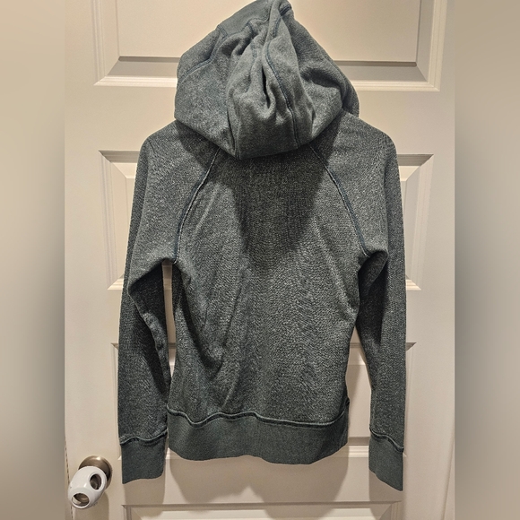 Colorado State University Size S Under Armour Hoodie - Picture 3 of 5